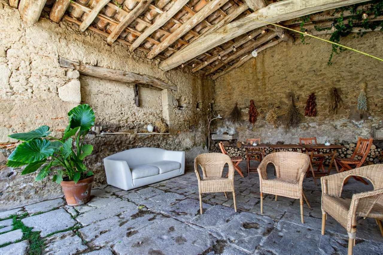 Masia Can Grau Habitaciones Con Desayuno Inlcuido Vilafreser Exterior photo
